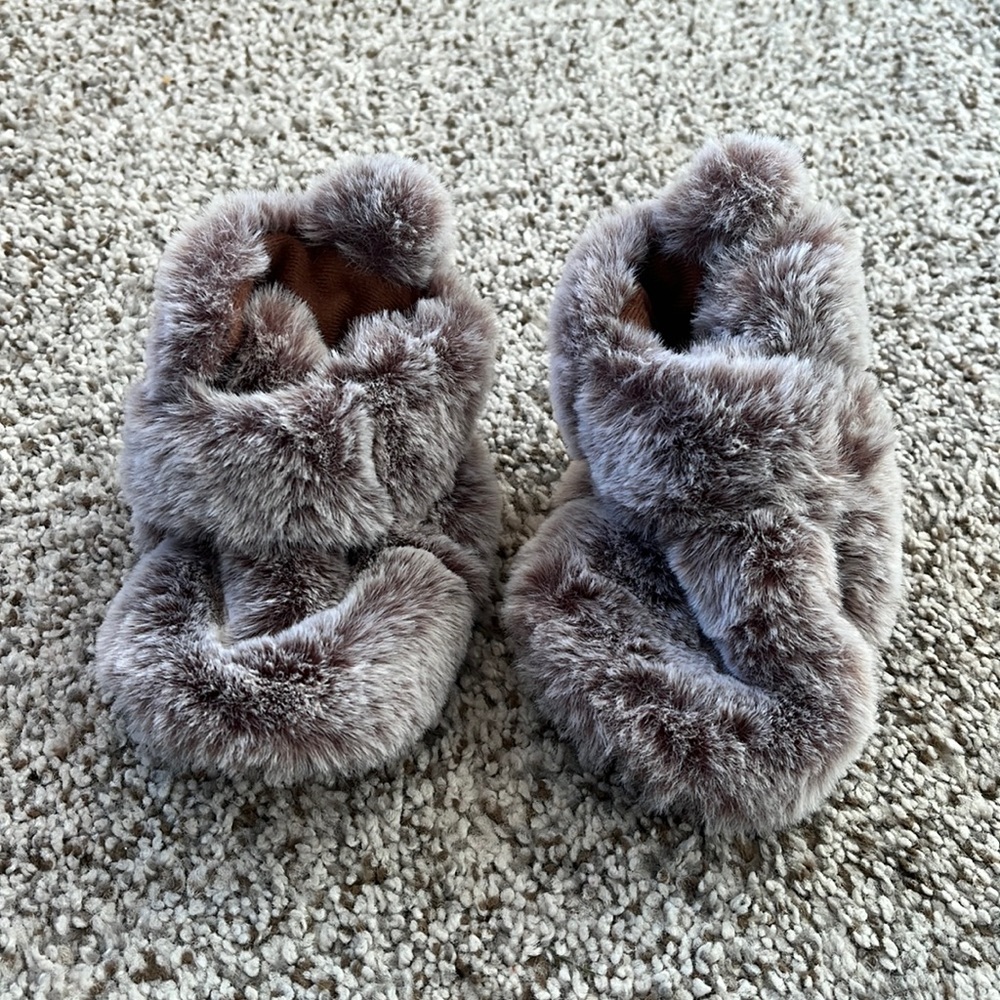 Like new 0-3 month faux fur target booties